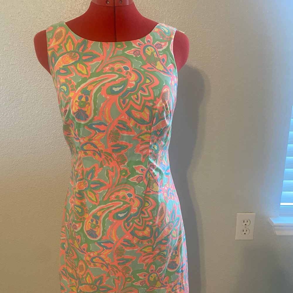 Lilly Pulitzer casual shift dress size 2
